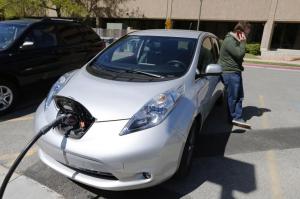 nissan-leaf